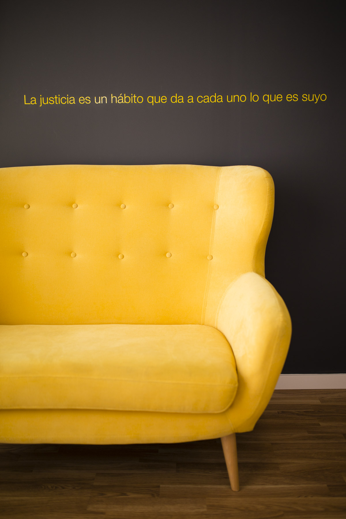 La justicia es un hábito que da a cada uno lo que es suyo